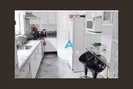 9_photo/94ce425c9b.09604b2c146ebc17-ATLAS-ff86ab70-03aa-4bfe-8f93-e36a67fa8064.jpg de casa para alugar com 3 quartos, 441m² em Pinheirinho, Santo André