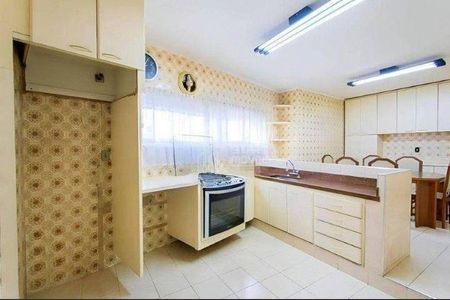 23_photo/94ce42601d.7e8fd603bb9ed464-ATLAS-307295d7-0868-4473-b996-acbc7b85a113.jpg de casa para alugar com 3 quartos, 400m² em Jardim Bela Vista, Santo André