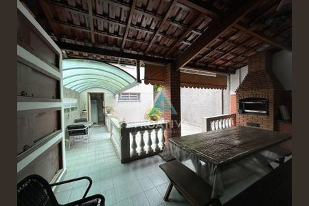 30_photo/94ce4265c9.9c132ea5baf14c60-ATLAS-7e1a43fb-aa9b-4332-a714-7896c68939da.jpg de casa para alugar com 3 quartos, 233m² em Vila Eldizia, Santo André