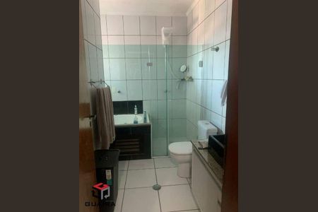 4_photo/94ce4269e7.5b63f18bcccc212e-ATLAS-2dcbb68a-1cf1-4435-9375-49d4e7297169.jpg de casa para alugar com 3 quartos, 174m² em Vila Apiai, Santo André