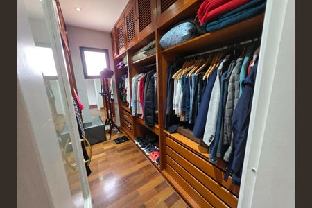 3_photo/94ce426a15.1784f21a9ed65d42-ATLAS-c382d3c4-6c72-4f32-bf5e-c8d86d8de78e.jpg de apartamento para alugar com 4 quartos, 267m² em Jardim Stella, Santo André