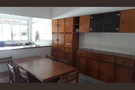 5_photo/94ce426c37.833a42e394c467a8-ATLAS-399d8cbb-7e92-4d81-943e-79bb7fd8e1ef.jpg de casa para alugar com 3 quartos, 283m² em Vila Eldizia, Santo André