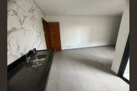 4_photo/94ce426d35.2f15d505e37c7ac5-ATLAS-7442e6d1-2816-4a6d-8780-e25d738ef617.jpg de casa à venda com 2 quartos, 49m² em Vila Eldizia, Santo André