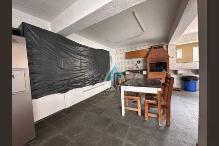 87_photo/94ce4270e1.6c41d5510dcf68ec-ATLAS-9779892d-315d-4c6e-92bd-7fa2614f2312.jpg de casa para alugar com 5 quartos, 321m² em Vila Alzira, Santo André