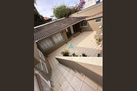 83_photo/94ce4270e1.6c41d5510dcf68ec-ATLAS-ee440b3b-3eaf-4a84-9d4c-73e22a9f9e69.jpg de casa para alugar com 5 quartos, 321m² em Vila Alzira, Santo André