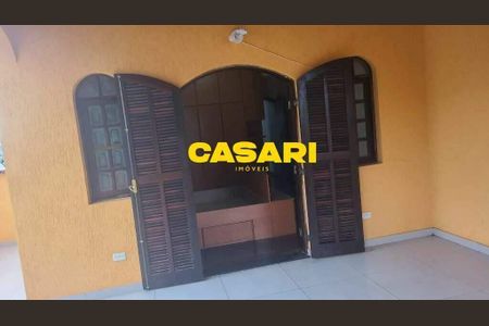 30_photo/94ce4272e3.0c6161ab2d998439-ATLAS-5906b230-6ebf-4c47-a3fa-e09cc265de06.jpg de casa para alugar com 3 quartos, 350m² em Vila Eldizia, Santo André