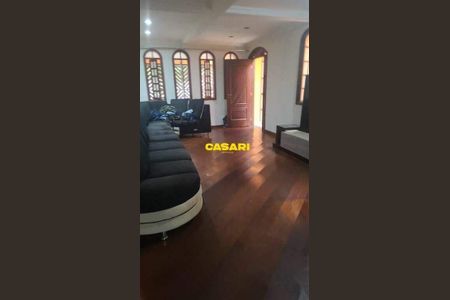 3_photo/94ce4272e3.0c6161ab2d998439-ATLAS-b9c06f8f-2d29-47b4-8493-a359f49a7d8a.jpg de casa para alugar com 3 quartos, 350m² em Vila Eldizia, Santo André