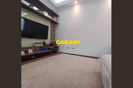 3_photo/94ce427a77.92bd7eb76981e119-ATLAS-042bf68f-6647-46aa-a2a3-47bd5efa8505.jpg de casa para alugar com 4 quartos, 422m² em Vila Assunção, Santo André