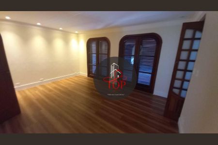 3_photo/94ce427b25.4b1992a7ab35c141-ATLAS-0bae767e-a5d7-4f87-80fd-41a8147b5da5.jpg de casa para alugar com 4 quartos, 500m² em Vila Assunção, Santo André