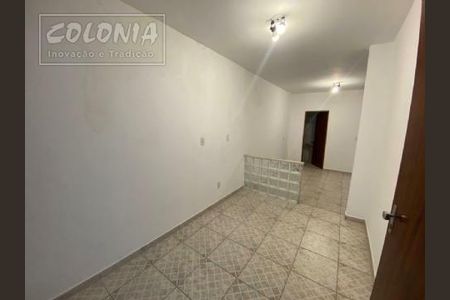 17_photo/94ce427cd7.72fc516e6ab264c7-ATLAS-2f9506a1-84f1-46fa-a290-0ebf46552d64.jpg de casa para alugar com 8 quartos, 248m² em Vila Assunção, Santo André