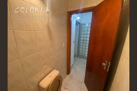 42_photo/94ce427cd7.72fc516e6ab264c7-ATLAS-632dc298-79fd-48e4-b24d-77de7a8e84b3.jpg de casa para alugar com 8 quartos, 248m² em Vila Assunção, Santo André