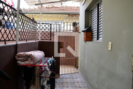 46_photo/94ce427ce1.f04eb875c589874c-ATLAS-fb9de77f-18d9-49d0-8c42-adc22de5f886.jpg de casa à venda com 3 quartos, 231m² em Vila Assunção, Santo André