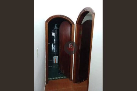 5_photo/94ce427eff.9f389e5fbe0155e0-ATLAS-21d782fc-afdc-4caf-bfe5-36c8bd03a2a9.jpg de casa à venda com 3 quartos, 423m² em Casa Branca, Santo André