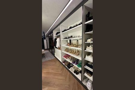 37_photo/94ce427fa3.83fa443d0a3e7663-ATLAS-53e7baa8-699f-461b-81cc-b1ebbede8376.jpg de casa à venda com 2 quartos, 350m² em Casa Branca, Santo André