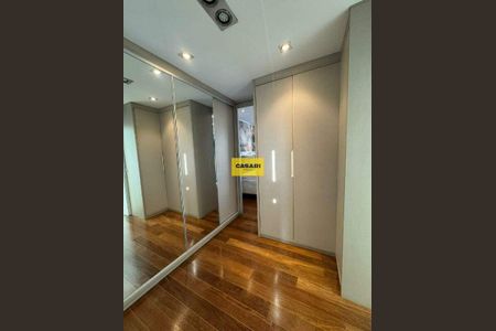 7_photo/94ce428685.bf82fbaaf65b6213-ATLAS-5041faeb-dab2-47b6-b8f6-dfeb37952433.jpg de apartamento para alugar com 4 quartos, 228m² em Centro, Santo André