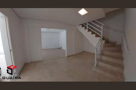 4_photo/94ce42879d.ae6c0d4ae2e822c2-ATLAS-11de8fff-e190-4751-87dd-6d929a993cdc.jpg de casa à venda com 3 quartos, 220m² em Centro, Santo André