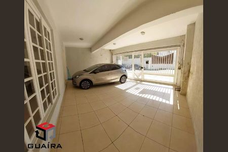 5_photo/94ce42879d.ae6c0d4ae2e822c2-ATLAS-9ce37543-70bb-42a3-a74d-76940fa793c4.jpg de casa à venda com 3 quartos, 220m² em Centro, Santo André