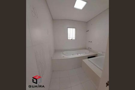 20_photo/94ce42879d.ae6c0d4ae2e822c2-ATLAS-abac4e9f-3df1-474e-97e0-dcf36546ed58.jpg de casa à venda com 3 quartos, 220m² em Centro, Santo André