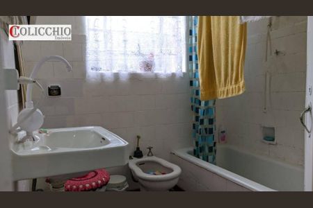 4_photo/94ce4288cd.e5c1dbf3952ec410-ATLAS-5fdd6b13-e70b-490a-92a7-ca8132b68d40.jpg de casa à venda com 2 quartos, 62m² em Centro, Santo André