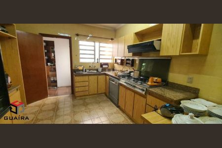 17_photo/94ce428a69.2b4381d368a6f37f-ATLAS-858c47e1-1a7f-4a69-b0da-d84560be16cb.jpg de casa para alugar com 3 quartos, 329m² em Jardim Bela Vista, Santo André