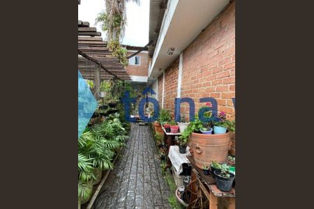 10_photo/94ce429271.ceff8192393c33de-ATLAS-3db3daf3-ee39-4c8d-8bc8-46e51bd6c8e3.jpg de casa para alugar com 3 quartos, 400m² em Jardim, Santo André