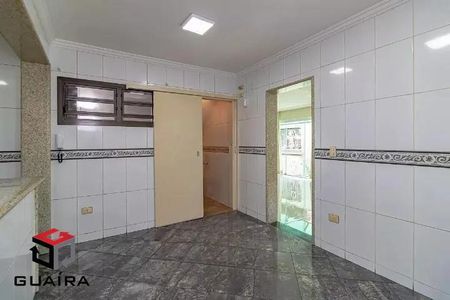 7_photo/94ce42a643.a095ebe9a9b9d05b-ATLAS-3edd49b1-f3b0-451c-bb2a-e690024ffe93.jpg de casa para alugar com 4 quartos, 260m² em Vila Francisco Matarazzo, Santo André