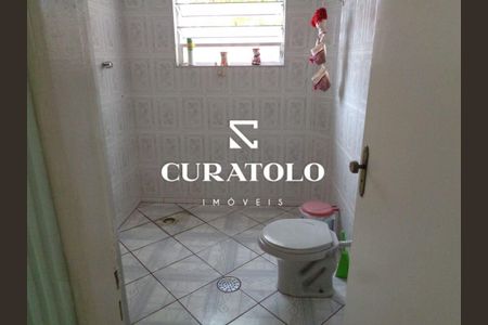 6_photo/94ce42ac21.4424199c400aaaf6-ATLAS-0d9fa8ae-bcee-4a2c-b4ec-4df8c39d8aab.jpg de casa à venda com 4 quartos, 240m² em Jardim Santo Antônio, Santo André