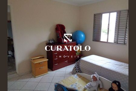 10_photo/94ce42ac21.4424199c400aaaf6-ATLAS-2580be20-e169-4d62-93ff-c4f2f771f59a.jpg de casa à venda com 4 quartos, 240m² em Jardim Santo Antônio, Santo André