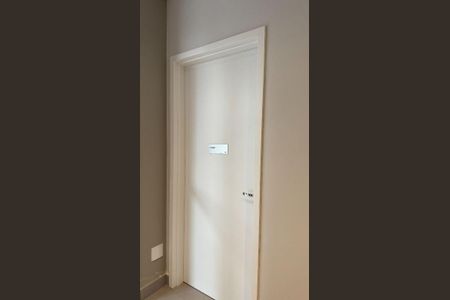 5_photo/94ce42b0a5.953a51c349371712-ATLAS-2fd62566-8682-484c-8357-e6a1bca4e9e9.jpg de apartamento para alugar com 2 quartos, 64m² em Parque das Nações, Santo André