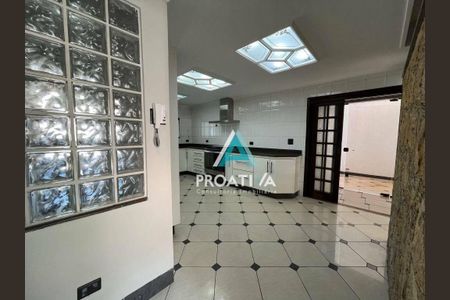 6_photo/94ce42b2f7.4f48e483d4bcdc3b-ATLAS-1e10e45b-d6d5-4314-8628-64587e40ff12.jpg de casa para alugar com 4 quartos, 320m² em Vila Camilópolis, Santo André