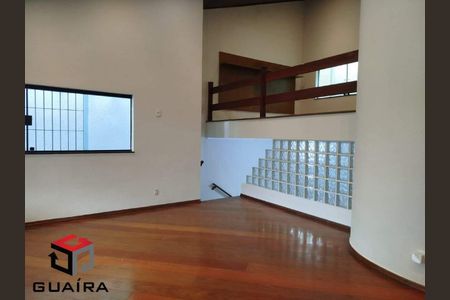 3_photo/94ce42b331.8e927f3430f5a69c-ATLAS-0e85a1f3-0d8c-47b9-a2a2-8f3e07badbd6.jpg de casa para alugar com 4 quartos, 405m² em Vila Camilópolis, Santo André