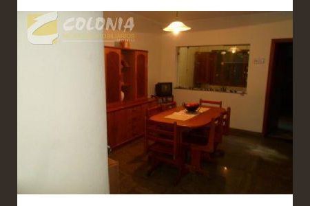 4_photo/94ce42b721.b5f4e39731e4f05c-ATLAS-93a8ff58-e645-4cc2-9f71-3186b9de252d.jpg de casa à venda com 4 quartos, 316m² em Santa Terezinha, Santo André