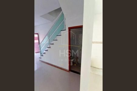 10_photo/94ce42b827.598c66e7e5047e83-ATLAS-39302a75-4e9b-4e7f-aca5-513622a4cfbf.jpg de casa para alugar com 2 quartos, 120m² em Santa Terezinha, Santo André