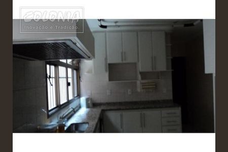 5_photo/94ce42ba11.8c50d63e4d766ae8-ATLAS-0b917477-0ea8-4466-8c8d-b6caf50f3a79.jpg de casa à venda com 4 quartos, 250m² em Parque das Nações, Santo André