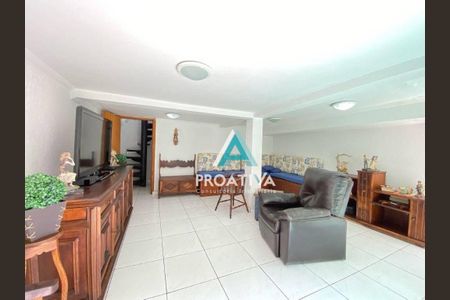 30_photo/94ce42c03b.ff16f9159501aae6-ATLAS-8449170d-2e48-48a9-bb0d-03ceb68ff019.jpg de casa à venda com 4 quartos, 370m² em Jardim, Santo André