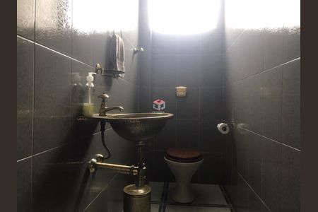 5_photo/94ce42d15d.fde0789761ae3677-ATLAS-e92c92be-f6d3-467c-bac1-e142d012e9ce.jpg de casa para alugar com 5 quartos, 800m² em Campestre, Santo André