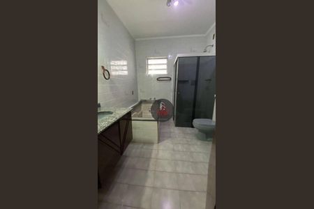 47_photo/94ce42d2f3.a4d15a459480876d-ATLAS-c76d38d1-1a9a-456f-a68d-f7fd4ea0e73c.jpg de casa para alugar com 3 quartos, 436m² em Campestre, Santo André