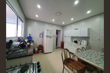 5_photo/94ce42d379.d7a91d1757fec3a4-ATLAS-7f1793da-4bbf-471e-94ff-e5ee75ec0910.jpg de casa à venda com 1 quarto, 133m² em Campestre, Santo André