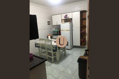 4_photo/94ce42d42b.e422b120477e2c3b-ATLAS-34f93a8b-4ae2-480b-80e2-d4995634c0d3.jpg de casa à venda com 4 quartos, 200m² em Santa Maria, São Caetano do Sul