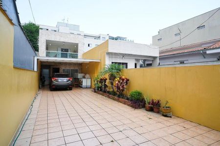 8_photo/94ce42d50b.526b8d0f117d2dc5-ATLAS-3f26d7fc-8c9f-40e1-bf72-bbe090b85175.jpg de casa para alugar com 3 quartos, 400m² em Santa Maria, São Caetano do Sul