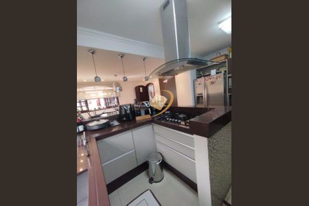 2_photo/94ce42d6bf.c2ed6ef6e3c218ea-ATLAS-0835e479-f937-4334-99e7-e8d5bafdf940.jpg de casa para alugar com 4 quartos, 404m² em Campestre, Santo André