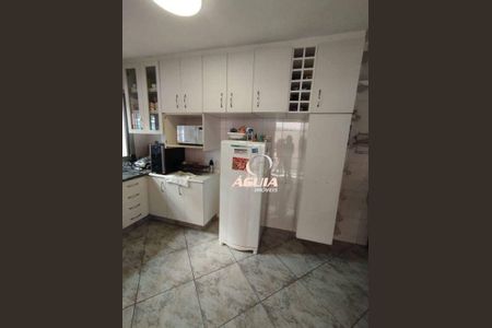 8_photo/94ce42d6cf.5e40540ec398f9b3-ATLAS-d9f36f03-c7ad-4649-b738-869efd176f36.jpg de casa à venda com 3 quartos, 245m² em Campestre, Santo André