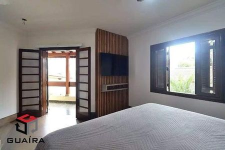 7_photo/94ce42db41.d1833219ee018701-ATLAS-59f831d3-e678-4c9b-a089-5bd5dbc802d4.jpg de casa para alugar com 4 quartos, 495m² em Jardim, Santo André