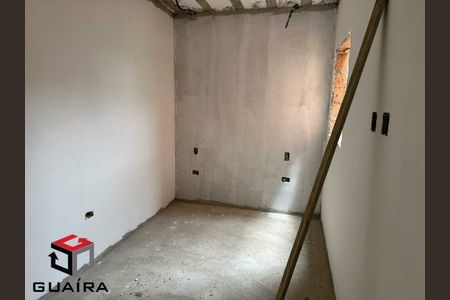 2_photo/94ce42db59.92f1afb65d9faff5-ATLAS-90879355-e89f-4d33-9960-8b1704591e4e.jpg de casa à venda com 2 quartos, 46m² em Jardim, Santo André