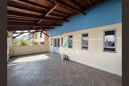 5_photo/94ce42db7b.e98a0441d5514113-ATLAS-3b3f8dfc-e6c9-46ce-9a2b-22e4c1e76fbc.jpg de casa para alugar com 4 quartos, 312m² em Campestre, Santo André