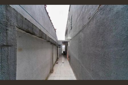 47_photo/94ce42de49.aaa1984783e3a523-ATLAS-85218e60-7d2c-4416-a4ba-330a4e7ba46e.jpg de casa à venda com 4 quartos, 157m² em Vila Aquilino, Santo André