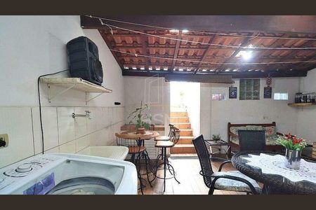 4_photo/94ce42de8d.598c66e7e5047e83-ATLAS-72c3dd1b-e78c-49c5-8165-44d3d686e661.jpg de casa para alugar com 3 quartos, 280m² em Santa Maria, Santo André