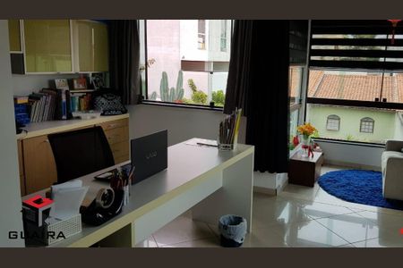 5_photo/94ce42dec3.251dd183adc1fcaa-ATLAS-3c2f1e03-1088-450f-8fe1-512ecccca660.jpg de casa à venda com 5 quartos, 240m² em Santa Maria, Santo André