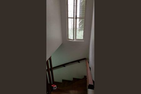 8_photo/94ce42dec3.251dd183adc1fcaa-ATLAS-d1cef91f-158b-4570-bee5-b92b13aaea4f.jpg de casa à venda com 5 quartos, 240m² em Santa Maria, Santo André