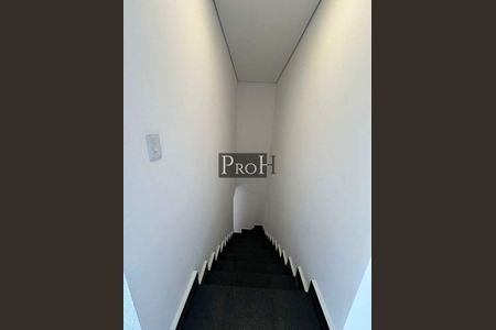 7_photo/94ce42df3d.ceff8192393c33de-ATLAS-e25fcd45-6ad6-41a7-9619-1a9a46398418.jpg de casa à venda com 2 quartos, 90m² em Santa Maria, Santo André